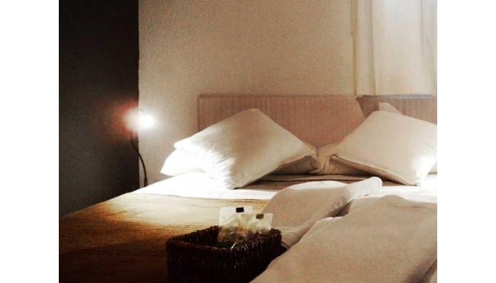 Hotel La Isla Hostal poza 9