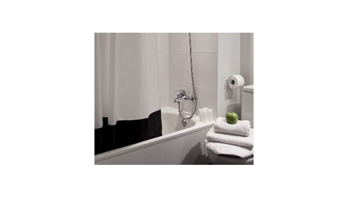 No 130 - The Streets Apartments poza 2