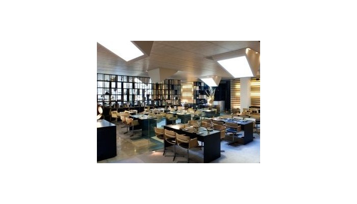 Omm 5 Estrellas Hotel poza 2