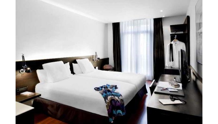 Regina Barcelona Hotel poza 3