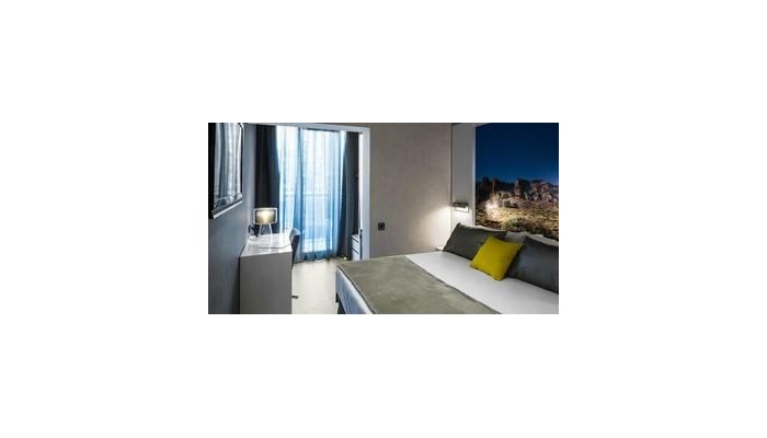 Vueling Bcn Hotel By Hc poza 4