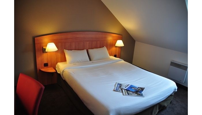 Hotel Kyriad Evreux - La Madeleine poza 0