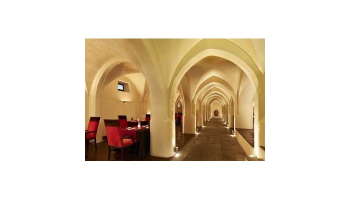 Convento Do Espinheiro Hotel & poza 8