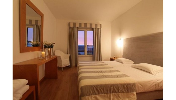 Suite Hotel Marina Club poza 4
