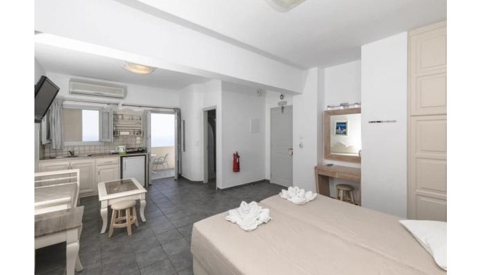 Erato Apartments poza 8