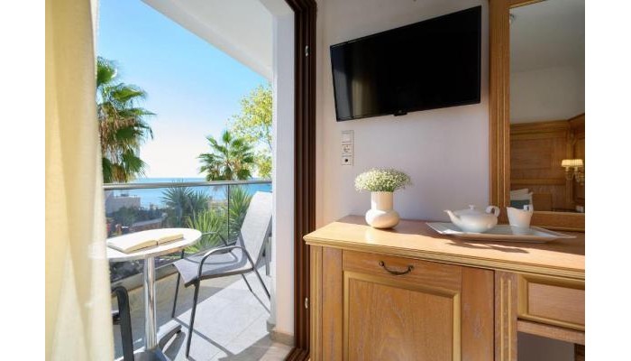 Evlogia Hotel Seafront & Annex By Greek Pride poza 4
