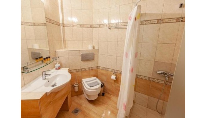 Tropical Hotel - Fourka poza 3