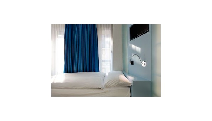 Hotel Cristal poza 1