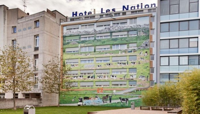 Hotel Les Nations poza 0
