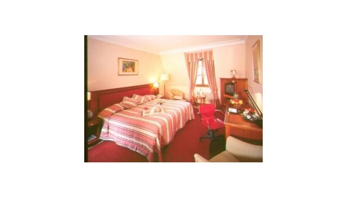 Hotel Swissotel Metropole poza 3