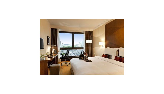 Hotel Warwick poza 2