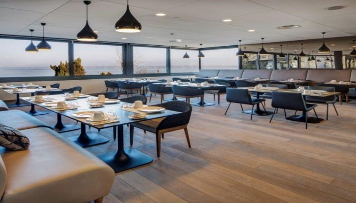 Lake Geneva Hotel poza 2