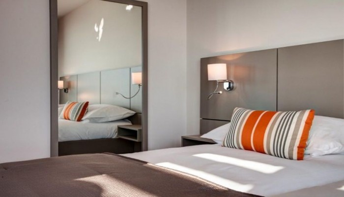 Lake Geneva Hotel poza 1