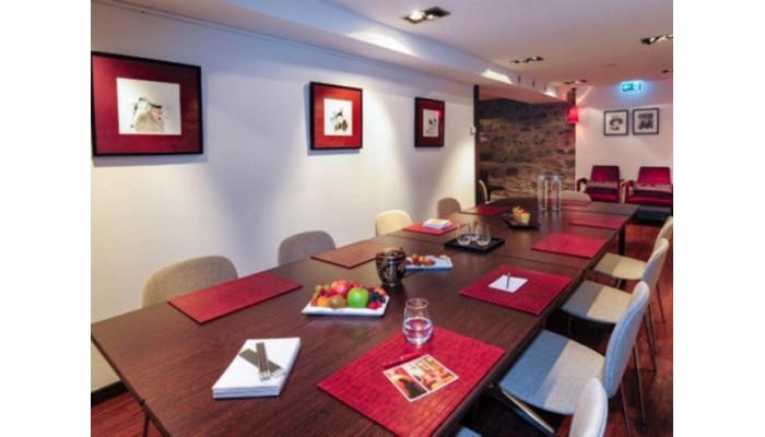 Tiffany Hotel poza 4