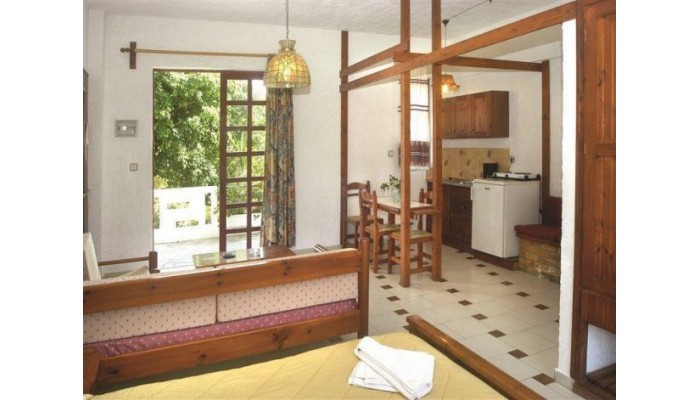 Proimos Apartments poza 5