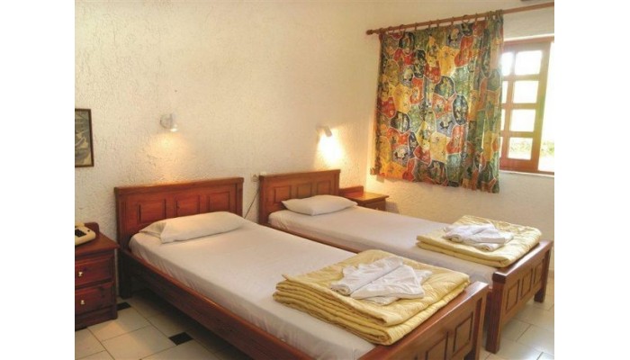 Proimos Apartments poza 1