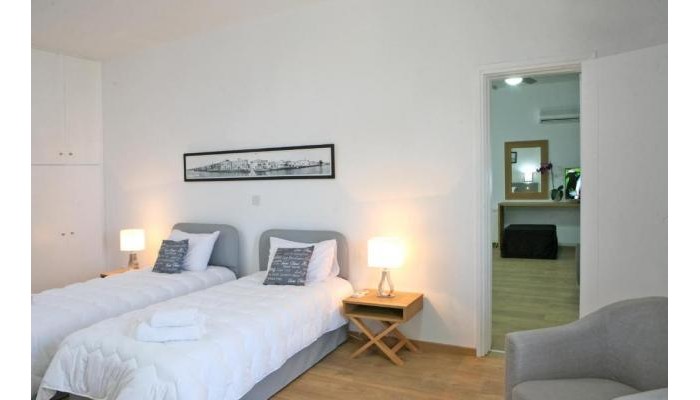 Corina Suites & Apartments poza 7