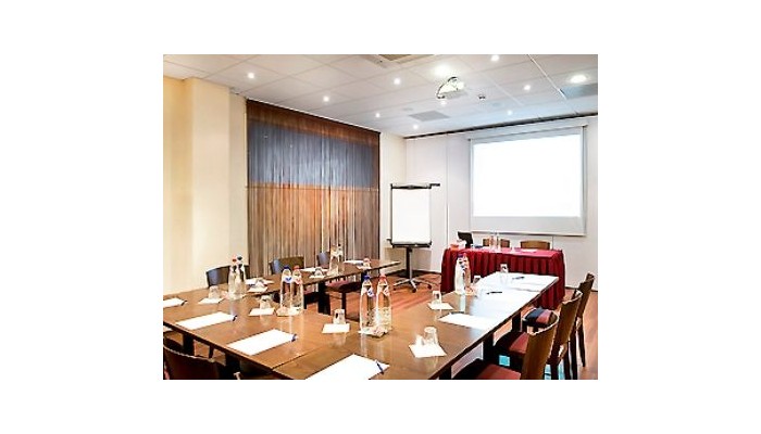 Hotel Ibis Centrum Opera poza 4