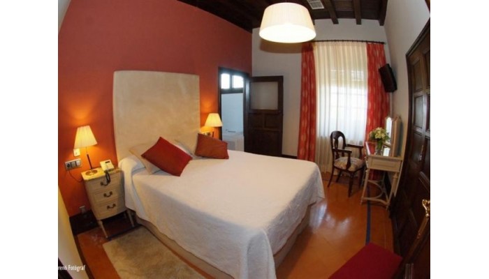 Poza pentru Hotel Palau Lo Mirador 3-1487696837 Hotel Palau Lo Mirador poza 2