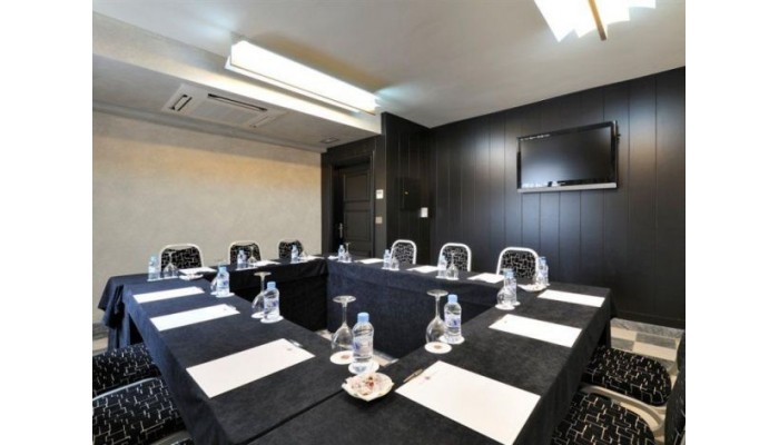 Poza pentru Salles Hotel Aeroport Girona 695-1477951652 Salles Hotel Aeroport Girona poza 6