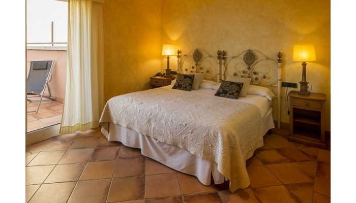 Poza pentru Urh Vila De Tossa 121-1487697279 Urh Vila De Tossa poza 1