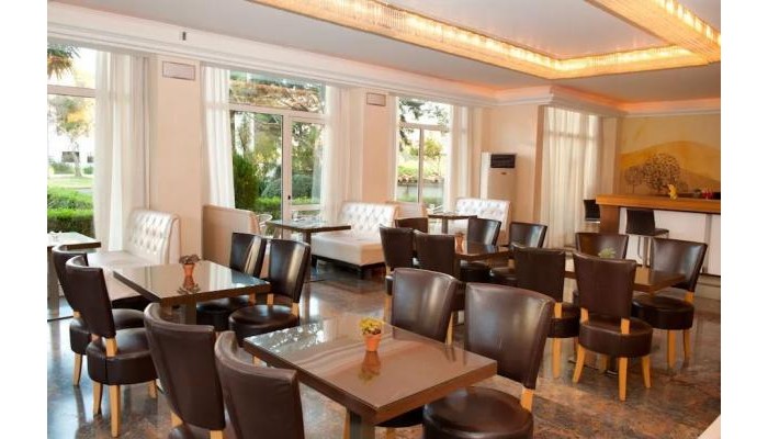 London Hotel poza 1