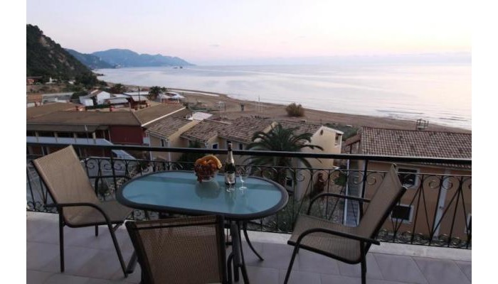 Meningos Resort poza 1