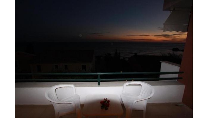 Meningos Resort poza 3