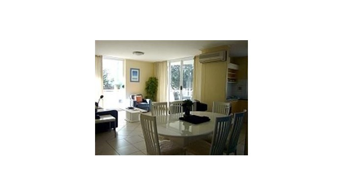 Carlton Apartments poza 5