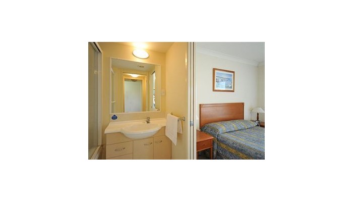 Golden Riviera Beach Resort poza 2