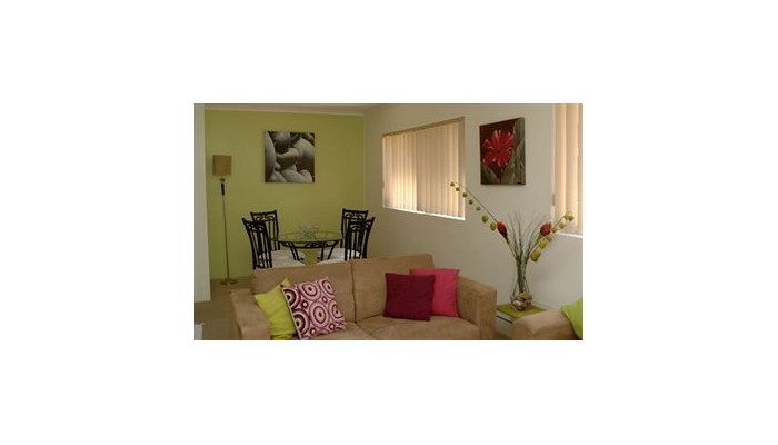 Surfers Riverside Apartments poza 3