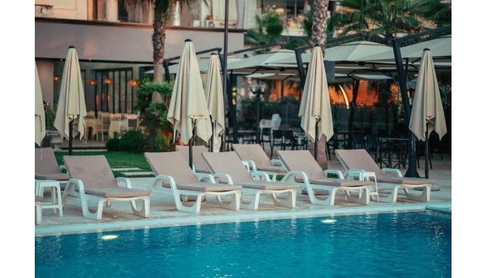 Bounty Hotel poza 17