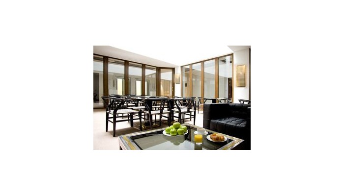 Hotel Room Mate Leo poza 8