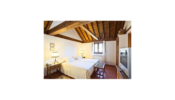 Hotel Santa Isabel La Real poza 1