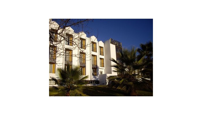 Macia Villa Blanca poza 5