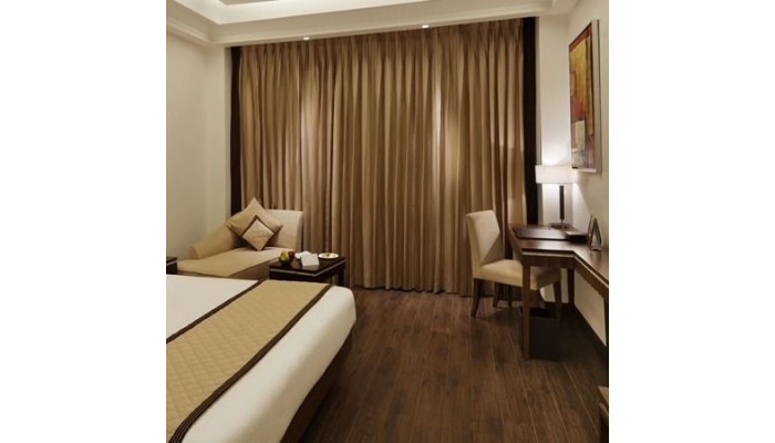 Hotel Ramada Central poza 2