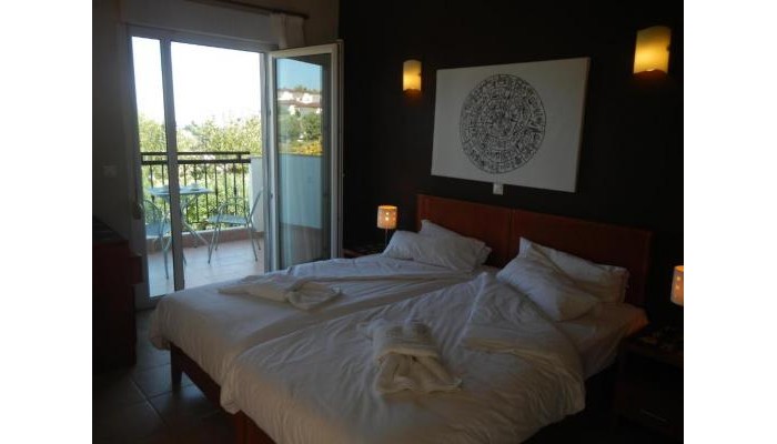 Hotel Ampelia poza 2