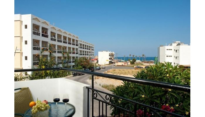 Artemis Hotel Apartments poza 1