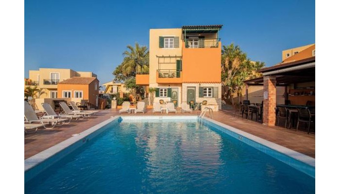 Golden Valentin Apartments poza 0