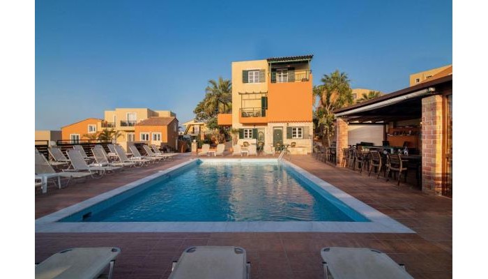 Golden Valentin Apartments poza 13