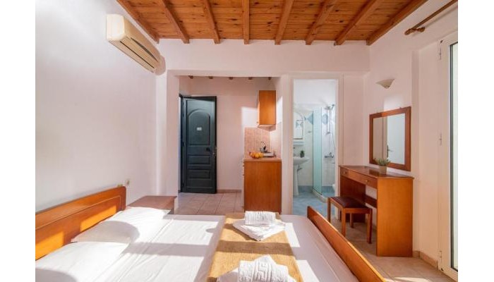 Golden Valentin Apartments poza 4