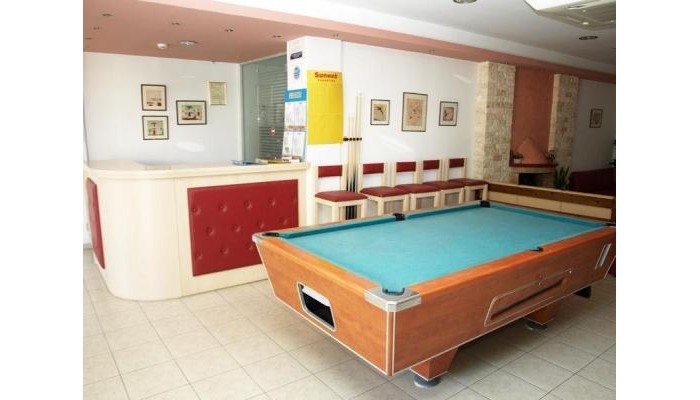 Haris Apartments poza 1