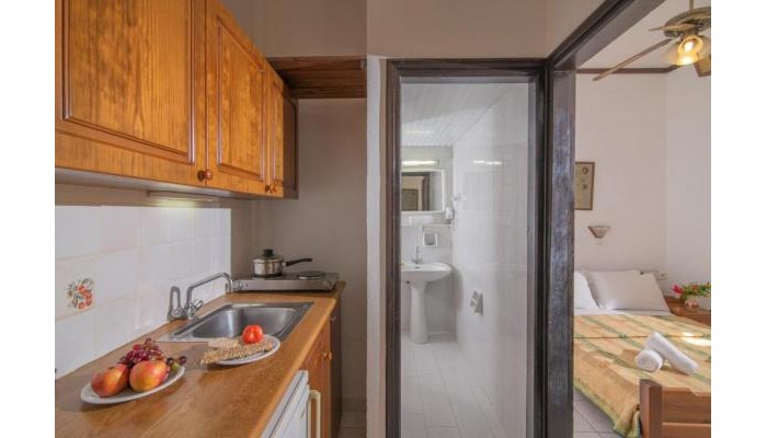 Iliostasi Beach Apartments poza 8