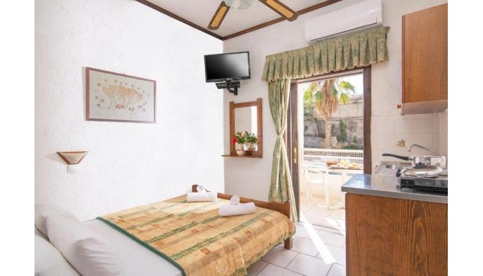 Iliostasi Beach Apartments poza 3