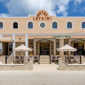 poza Hotel Lefkimi