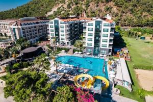 poza telefon Hotel Grand Ring