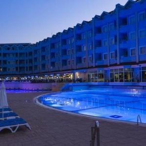 poza Rox Resort