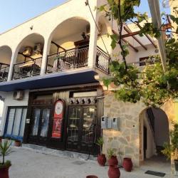 Imagine pentru Captain's Beach Boutique Apartments Cazare + Autocar - Limenas 2025