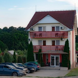 Imagine pentru Pensiunea Maris Cazare - City Break Crisana la hoteluri de 3* stele 2025