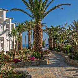Imagine pentru Hotel Happy Days Charter Avion - Georgioupolis 2025